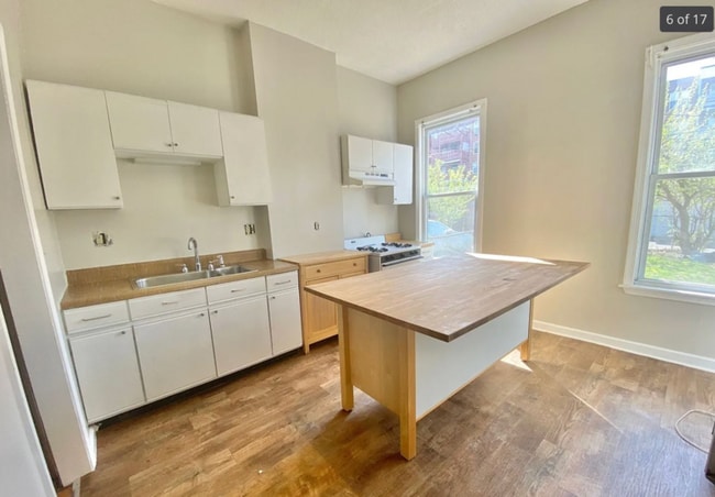 193 Beech St in Holyoke, MA - Building Photo - Building Photo