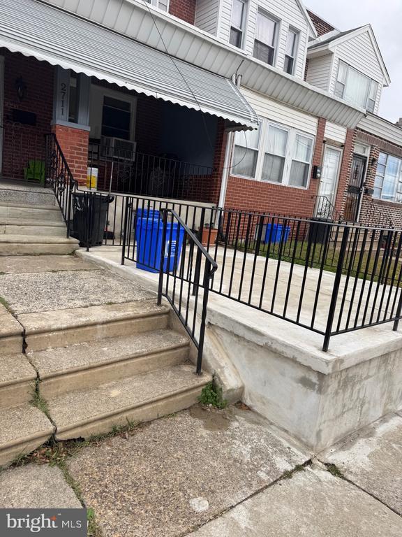 2709 S 70th St in Philadelphia, PA - Building Photo - Building Photo