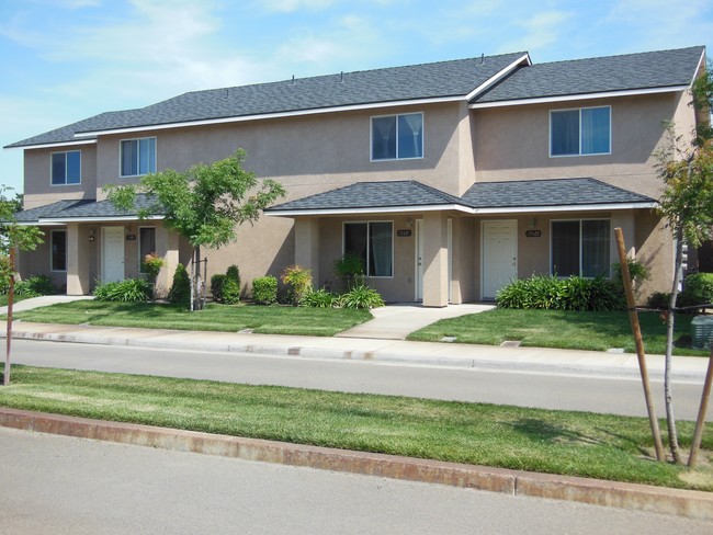 8541 Deep St in San Joaquin, CA - Building Photo - Building Photo