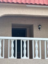 1750 Belleair Forest Dr in Belleair, FL - Building Photo