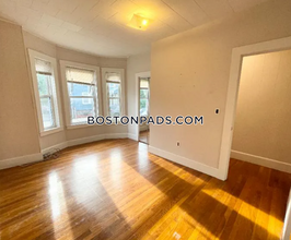122 Buttonwood St in Boston, MA - Building Photo - Building Photo