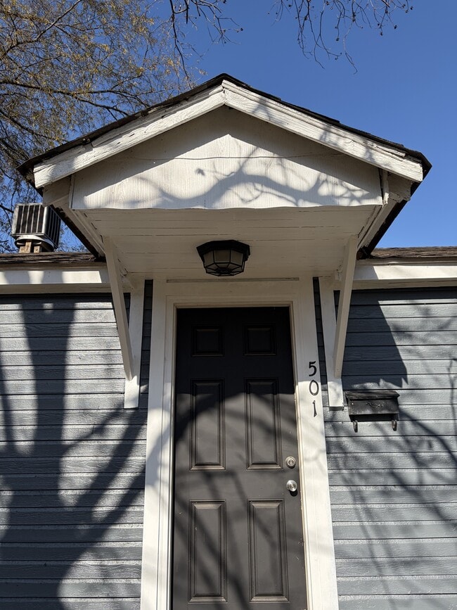 property at 501 W 47th St