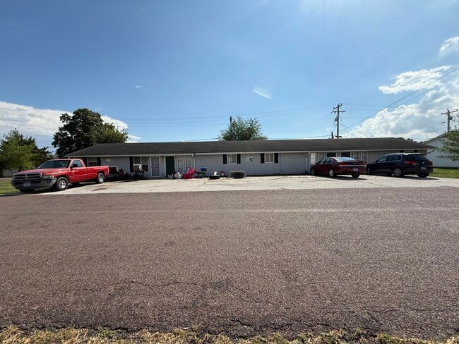 property at 700 W Cunningham Dr