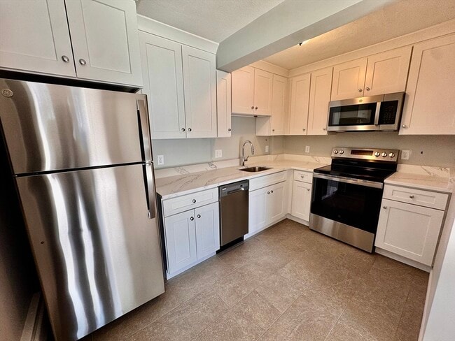 97 Spring St in Boston, MA - Foto de edificio - Building Photo