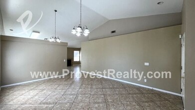 9400 Nolina Dr in Hesperia, CA - Building Photo - Building Photo
