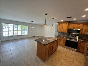 4830 SW 41st Ave in Fort Lauderdale, FL - Building Photo - Building Photo