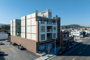 1240 El Camino Real in San Carlos, CA - Building Photo
