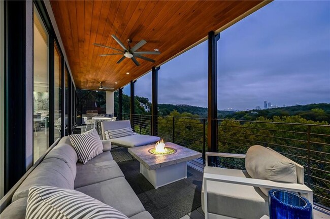 property at 1337 Spyglass Dr