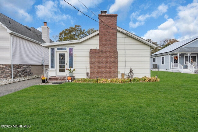 228 Fischer Blvd in Toms River, NJ - Building Photo - Building Photo