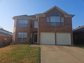 885 Stafford Station Dr in Saginaw, TX - Building Photo