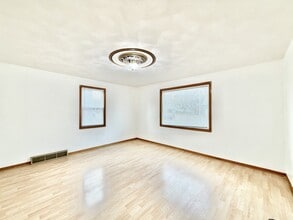 809 Rockport Rd in Janesville, WI - Building Photo - Building Photo