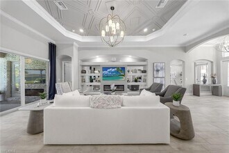 14930 Blue Bay Cir in Ft. Myers, FL - Foto de edificio - Building Photo