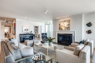 3310 Fairmount St in Dallas, TX - Building Photo - Building Photo