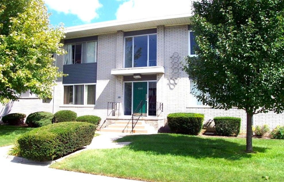 4840 Briarwood Ave in Royal Oak, MI - Building Photo