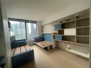 23-15 44th Dr in Queens, NY - Building Photo - Building Photo