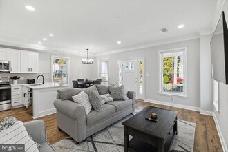 36 Evergreen Ln in Phoenixville, PA - Building Photo - Building Photo