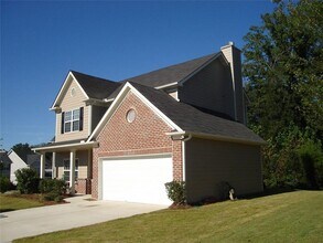 6853 Grand Hickory Dr in Braselton, GA - Building Photo - Building Photo
