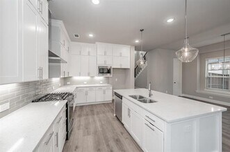 12994 Averi Ln in Farmers Branch, TX - Building Photo - Building Photo