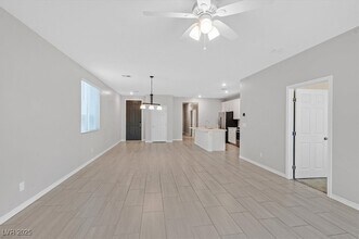 1005 Edel Hest Ave in North Las Vegas, NV - Building Photo - Building Photo
