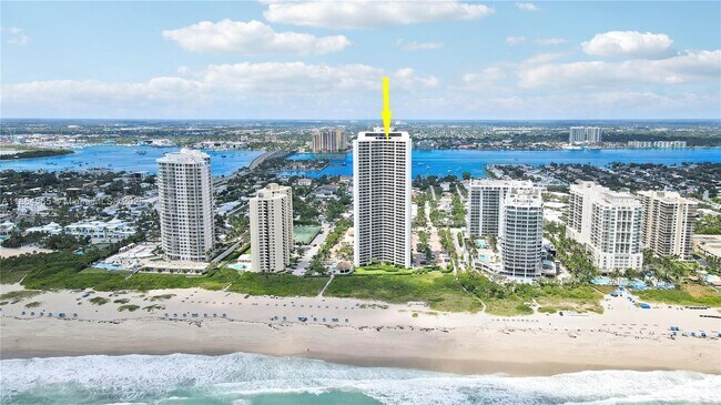 3000 N Ocean Dr in West Palm Beach, FL - Building Photo - Building Photo