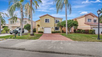 1044 SE 6th Ct in Dania Beach, FL - Building Photo