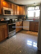 40 Clark Rd-Unit -HSE in Brookline, MA - Building Photo - Building Photo