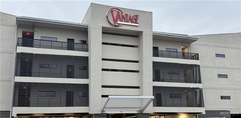 18 Travis St in Mission, TX - Building Photo