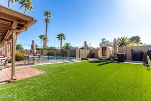 3927 E Cortez St in Phoenix, AZ - Building Photo