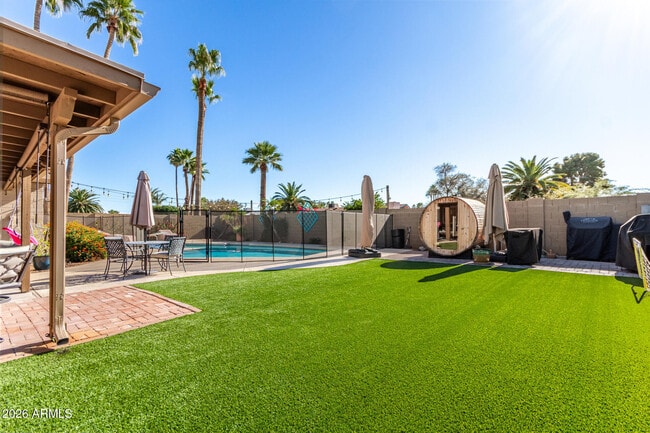 property at 3927 E Cortez St