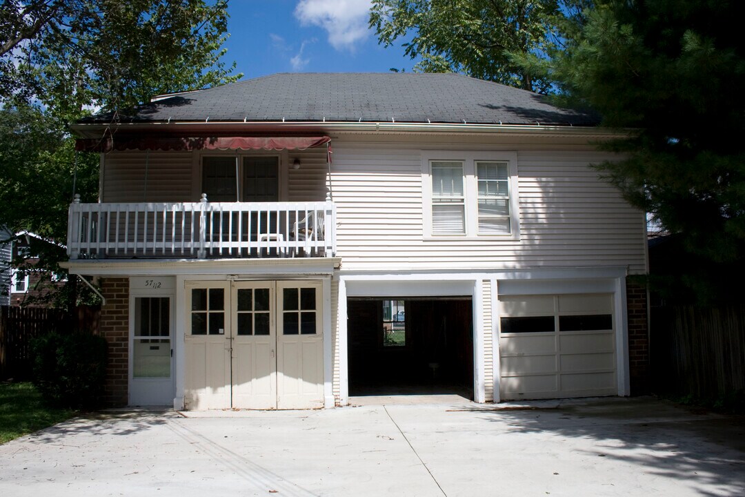 57 Elmwood Pl, Unit Above Garage in Athens, OH - Building Photo