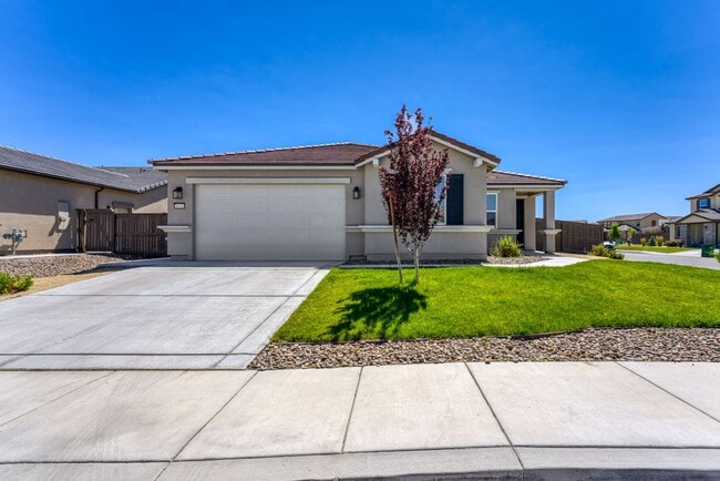 6934 Wild River Way in Sparks, NV - Building Photo - Building Photo