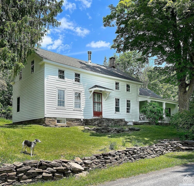 182 Pond Hill Rd in Rensselaerville, NY - Building Photo