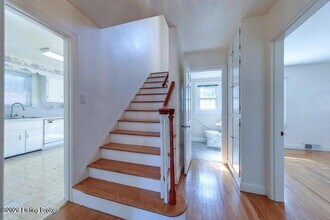 2126 Lancashire Ave in Louisville, KY - Foto de edificio - Building Photo