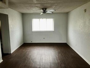 924 Irene Dr in Mesquite, TX - Building Photo - Building Photo