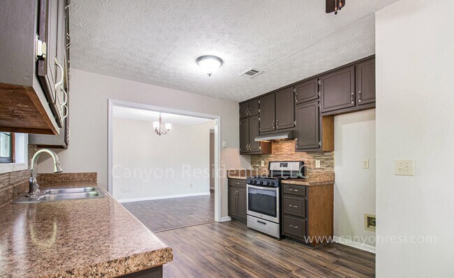 950 Sideline Ct in Stockbridge, GA - Building Photo - Building Photo