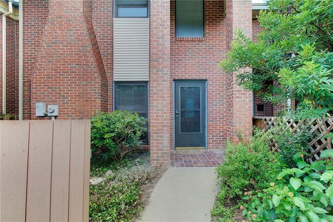 3306 Foster Ln in Austin, TX - Building Photo - Building Photo