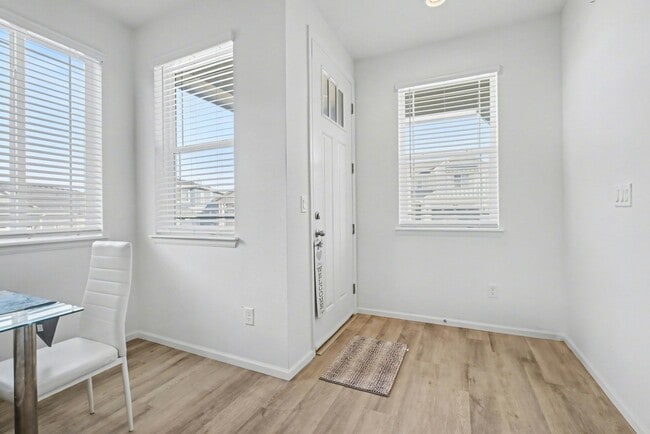 8731 Snake River St in Littleton, CO - Building Photo - Building Photo