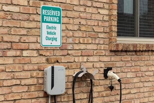 Park Clayton in St. Louis, MO - Building Photo