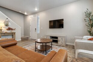 17065 N Hounslow Wy in Nampa, ID - Building Photo