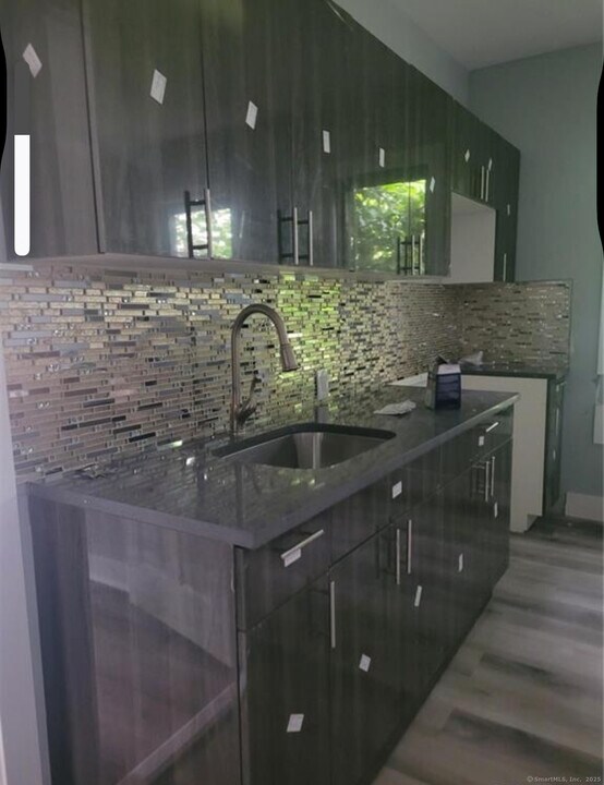 286 Gregory St in Bridgeport, CT - Building Photo