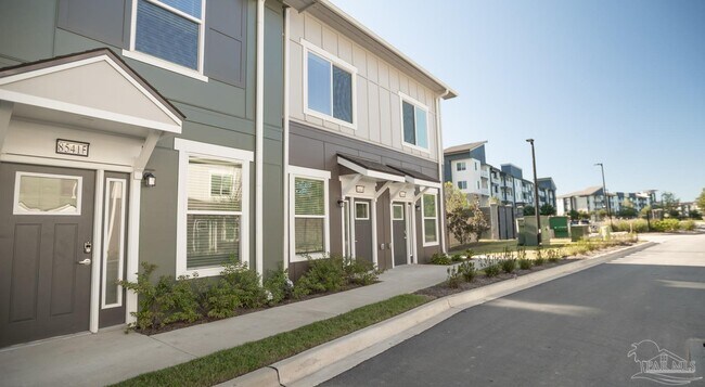 8573 Myslak Wy in Pensacola, FL - Building Photo - Building Photo