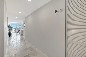 210 174th St in Sunny Isles Beach, FL - Building Photo - Building Photo