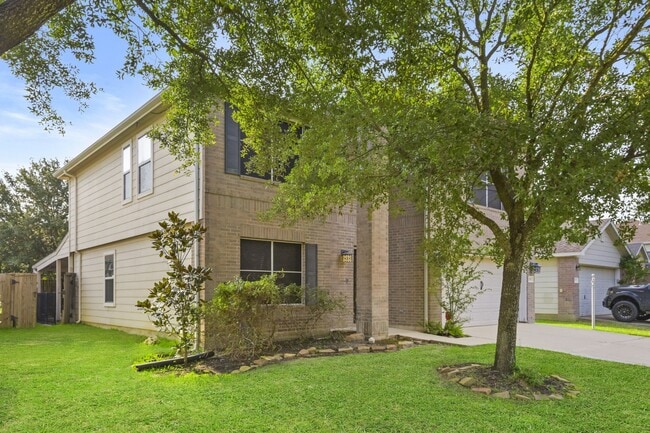 property at 15811 Vinemoss Ln