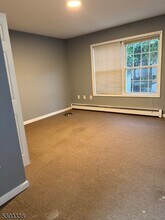 90 Governor St in Paterson, NJ - Building Photo - Building Photo