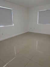 423 E 27th St in Hialeah, FL - Building Photo - Building Photo