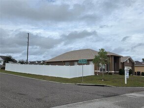 4532 Great Blue Heron Dr in Lakeland, FL - Building Photo - Building Photo