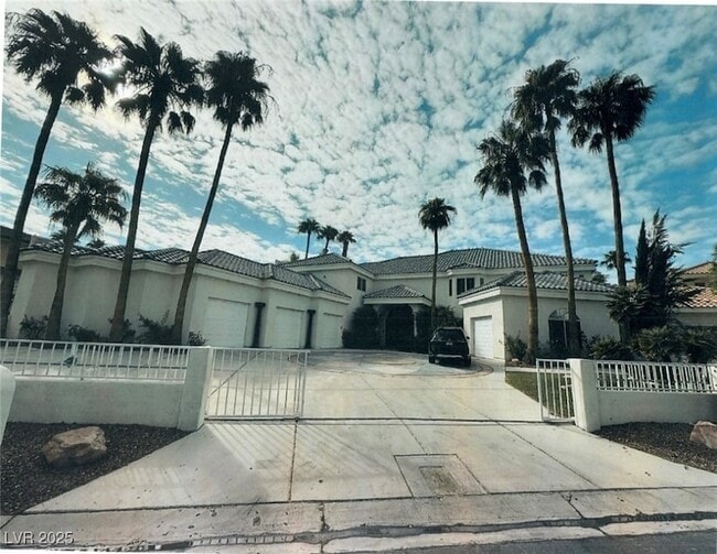 property at 3160 Bel Air Dr