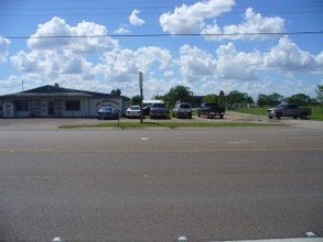 Mile 8 1/2 FM 105 in Weslaco, TX - Building Photo - Building Photo