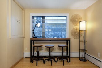 4751 Old Airport Rd in Fairbanks, AK - Building Photo - Building Photo