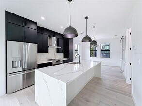 1302 E Kay St in Tampa, FL - Building Photo - Building Photo